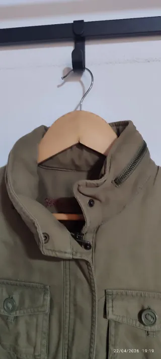 Cazadora mujer verde militar