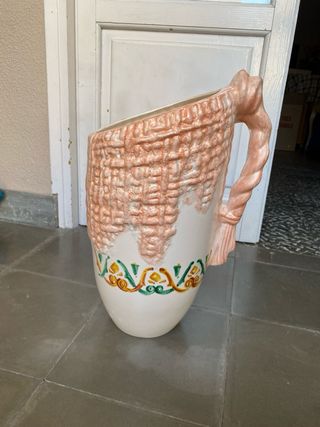 2 Maceteros grandes de cerámica
