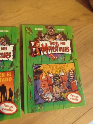 2 libros todos mis monstruos