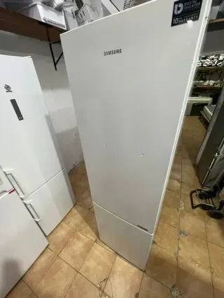 Nevera Samsung+ no Frost+. Transporte+ Garantía
