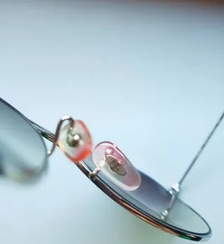 Occhiali da sole Ray-Ban a goccia argento