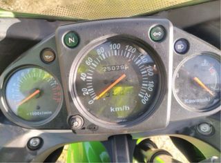 Kawasaki Ninja 250R Verde 2008 (Acepto cambios)