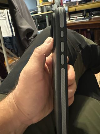 Funda iPhone 17 Pro Max gris