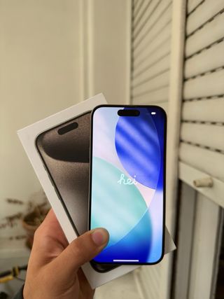 iPhone 15 Pro (87% Batería)