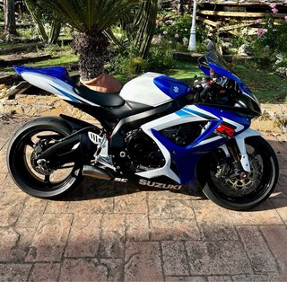 Suzuki GSXR 750 K6