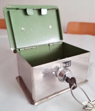 Caja Fuerte Vintage con Llave
