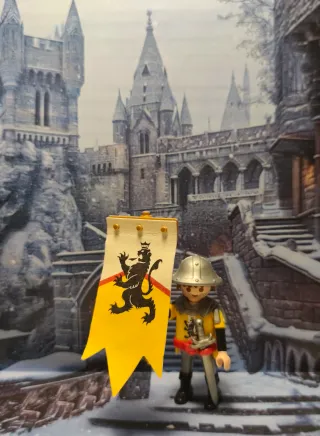 Playmobil Soldado León negro con Estandarte
