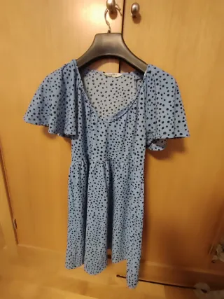 Vestido azul lunares