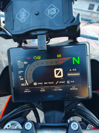 KTM 1390 Super Duke GT 2023 - 27.000 km