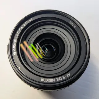 Objetivo Nikon AF-S 18-140mm DX