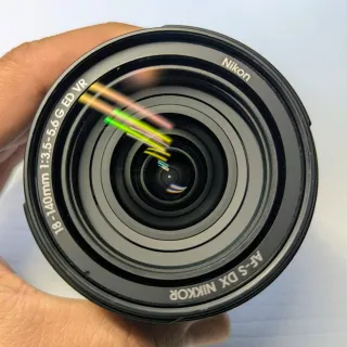 Objetivo Nikon AF-S 18-140mm DX