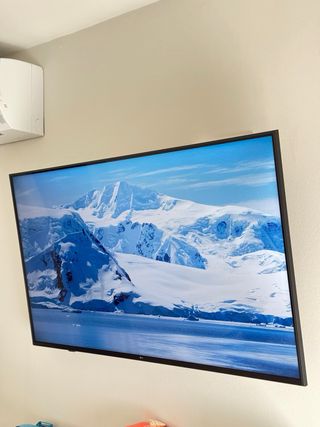 Smart TV LG 50” 4K + Soporte Pared Articulado