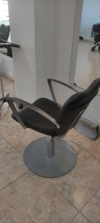 Sillón Peluquería Negro y Plata