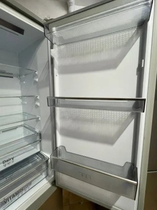 Nevera Grundig + garantía+ ; transporte