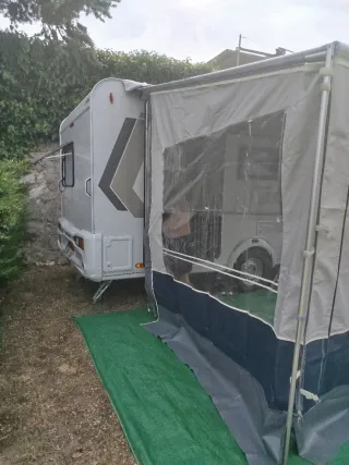 Cerramiento para Caravanstore