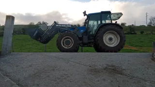 Tractor new holland