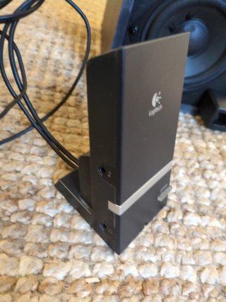 Logitech X-240 Sistema de Altavoces
