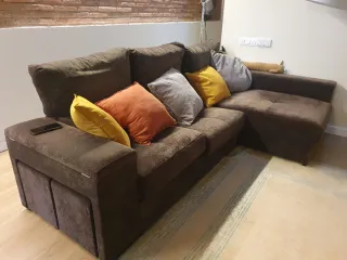 Sofà  3 plazas i chaise longue.Tela antigats