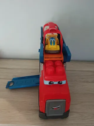 Camión de Carreras Mega Bloks 2 en 1