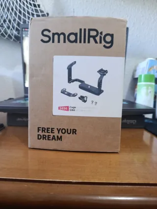 Gabbia SmallRig 5656 per Canon EOS R5/R6