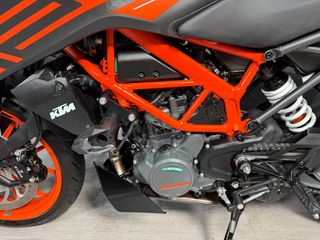 KTM Duke 125 ABS