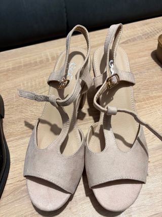 Sandalias Beige Tacón Plataforma 39