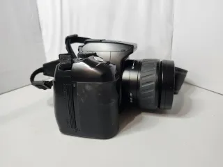 Konica Minolta Dynax 5D