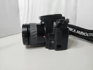 Konica Minolta Dynax 5D