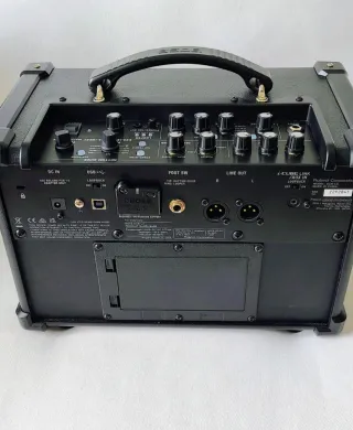 BOSS Dual Cube LX Amplificador Bajo