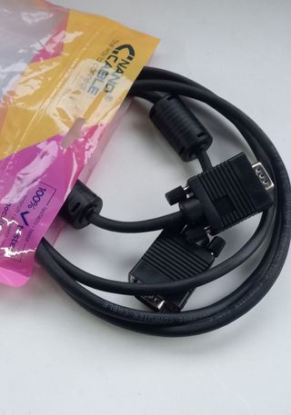 Cable SVGA con Ferrita 1.8m HDB15/M