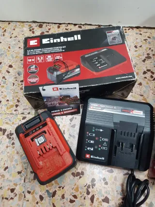 Clavadora Einhell  + Batería y Cargador