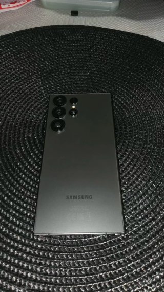 Samsung Galaxy S24 Ultra 1TB Negociable