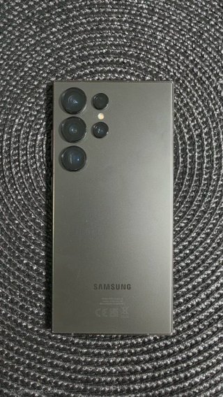 Samsung Galaxy S24 Ultra 1TB Negociable