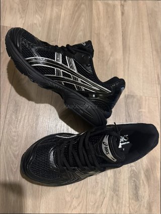 ASICS K14 Y2K Outdoor Camera Negro Talla 42