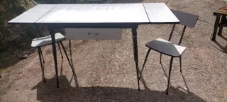 Mesa cocina cajón y 6 sillas a juego