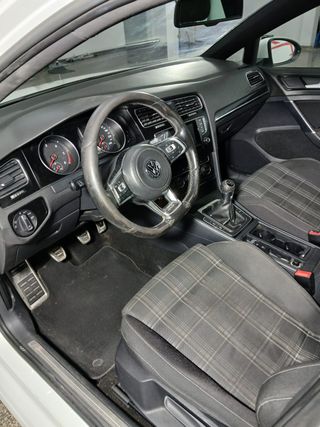 Volkswagen Golf GTD 2015