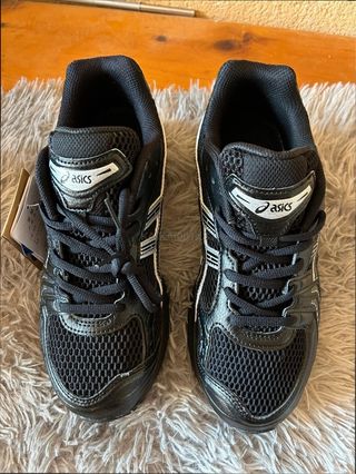 ASICS K14 Y2K Negro Talla 43.5