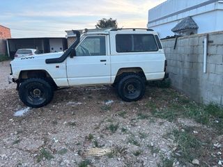 Nissan Patrol 1995  el coche va muy bien no itv