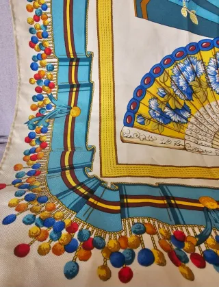 Pañuelo Loewe 100% Seda Vintage Abanicos 85cms