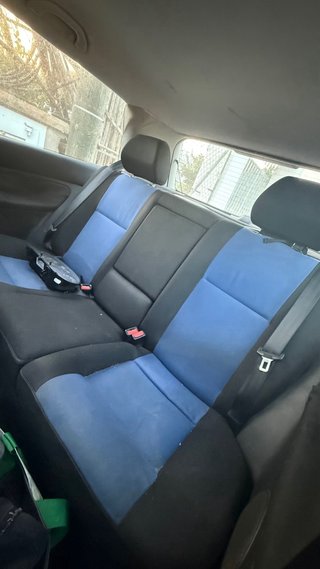 Volkswagen Golf 2000