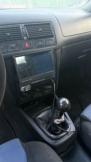 Volkswagen Golf 2000