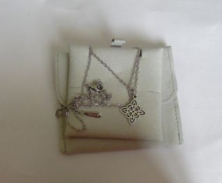Colgante Nodo de Bruja Plata