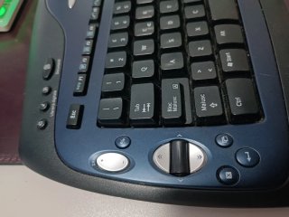 Tastiera Logitech Wireless Multimediale