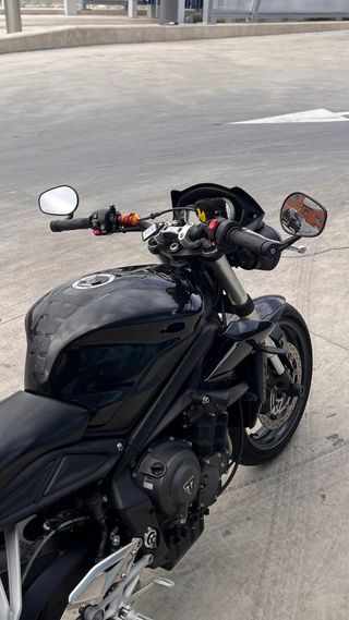 Triumph Street Triple