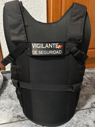 Chaleco Antipunción Shoke Negro + chest rig