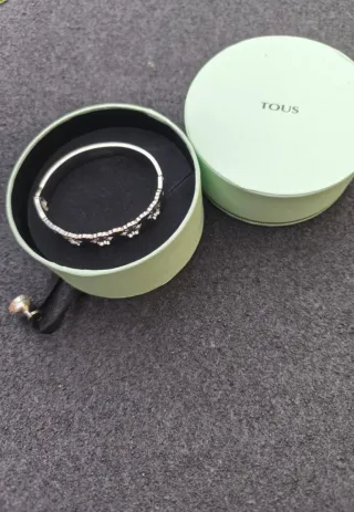 Pulsera Tous color plata rígida