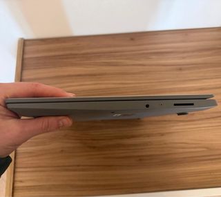 Lenovo IdeaPad 3 - Argento