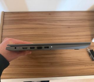 Lenovo IdeaPad 3 - Argento