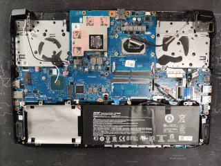 Acer Nitro 5 N20C1 515-55 - Danneggiato