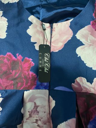 Vestido midi floral azul para fiesta